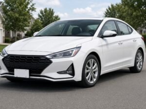 2021 Hyundai Elantra Preferred – 68,500 km, Auto, White